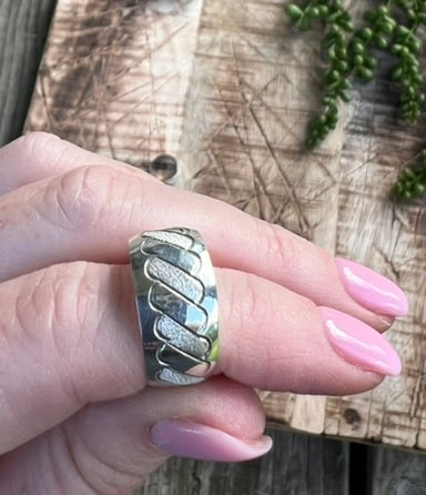 Rope Etched Ring, Size 8